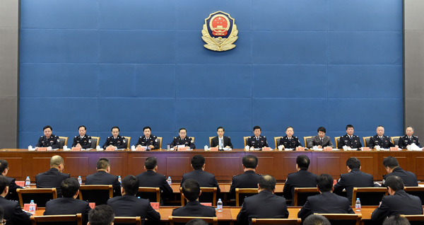 郭声琨： 努力在学懂弄通做实党的十九大精神上走在前列
